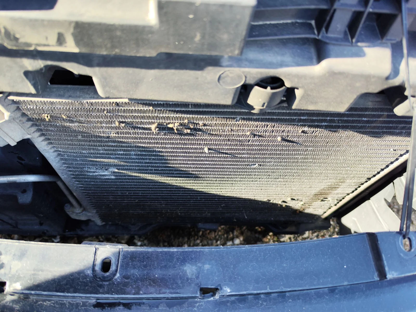 Foto de CONDENSADOR / RADIADOR AIRE ACONDICIONADO CITROEN C3 1.4 (73 CV / 54 KW)