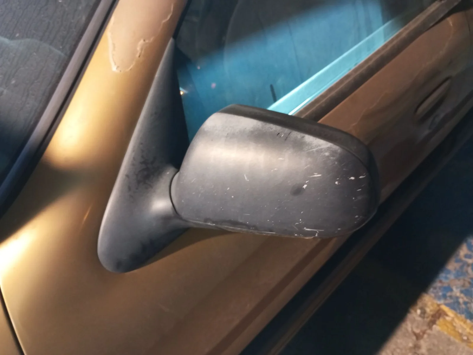 Foto de CARCASA RETROVISOR IZQUIERDO CITROEN XSARA BERLINA 1.6 16V CAT (NFU / TU5JP4) (109 CV / 80 KW) referencia 96394421