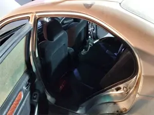 Foto de GOMAS CONTORNO PUERTA HONDA ACCORD BERLINA (CG7-9/CH1-7)