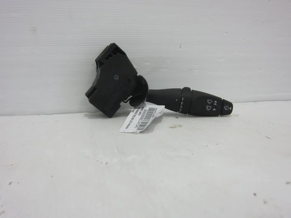 Foto de MANDO LIMPIA FORD MONDEO BERLINA (GE) 2.5 V6 24V CAT (170 CV / 125 KW) referencia 1S7T17A553