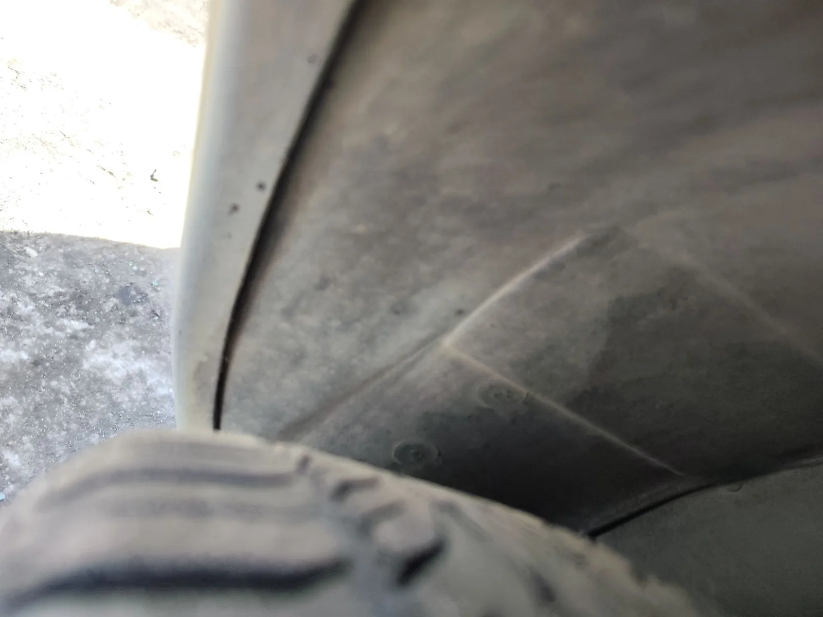 Foto de PASO RUEDA DELANTERO IZQUIERDO CITROEN BERLINGO 1.9 Diesel (69 CV / 51 KW) referencia 7136K5