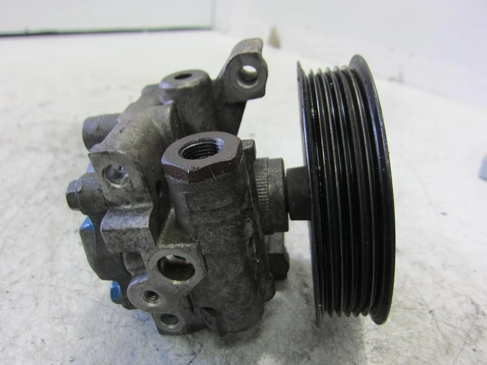 Foto de BOMBA DIRECCION FORD TOURNEO CONNECT (TC7) referencia 2T143A696AJ