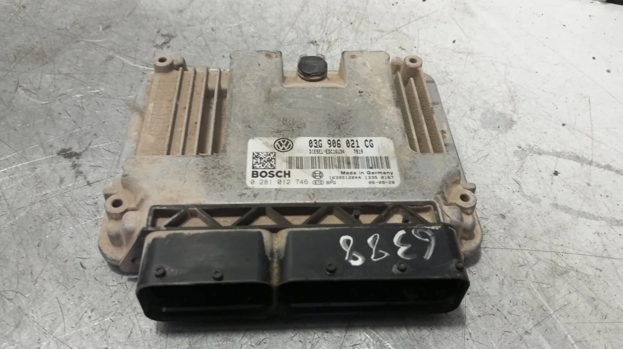 Foto de CENTRALITA MOTOR UCE VOLKSWAGEN CADDY (2K)(02.2004) 1.9 TDI (BSU) (75 CV / 55 KW) referencia 03G906021CG
