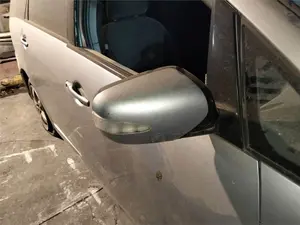 Foto de RETROVISOR DERECHO MITSUBISHI GRANDIS (NA0W)