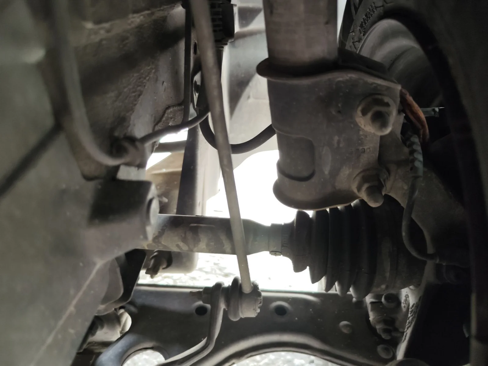 Foto de BIELETA ESTABILIZADORA DELANTERA DERECHA OPEL CORSA D 1.3 16V CDTI (75 CV / 55 KW)