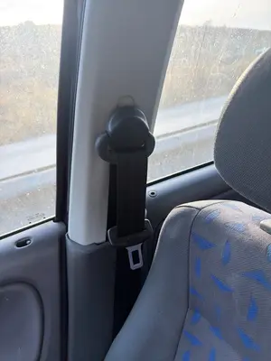 Foto de CINTURON SEGURIDAD DELANTERO DERECHO SEAT CORDOBA BERLINA (6K2)