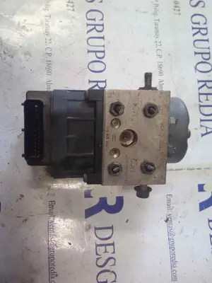 Foto de ABS NISSAN PRIMERA BERLINA (P11) 2.0 Turbodiesel CAT (90 CV / 66 KW) referencia 0273004316 foto 2