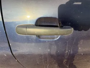 Foto de MANETA EXTERIOR TRASERA DERECHA SEAT CORDOBA BERLINA (6K2)