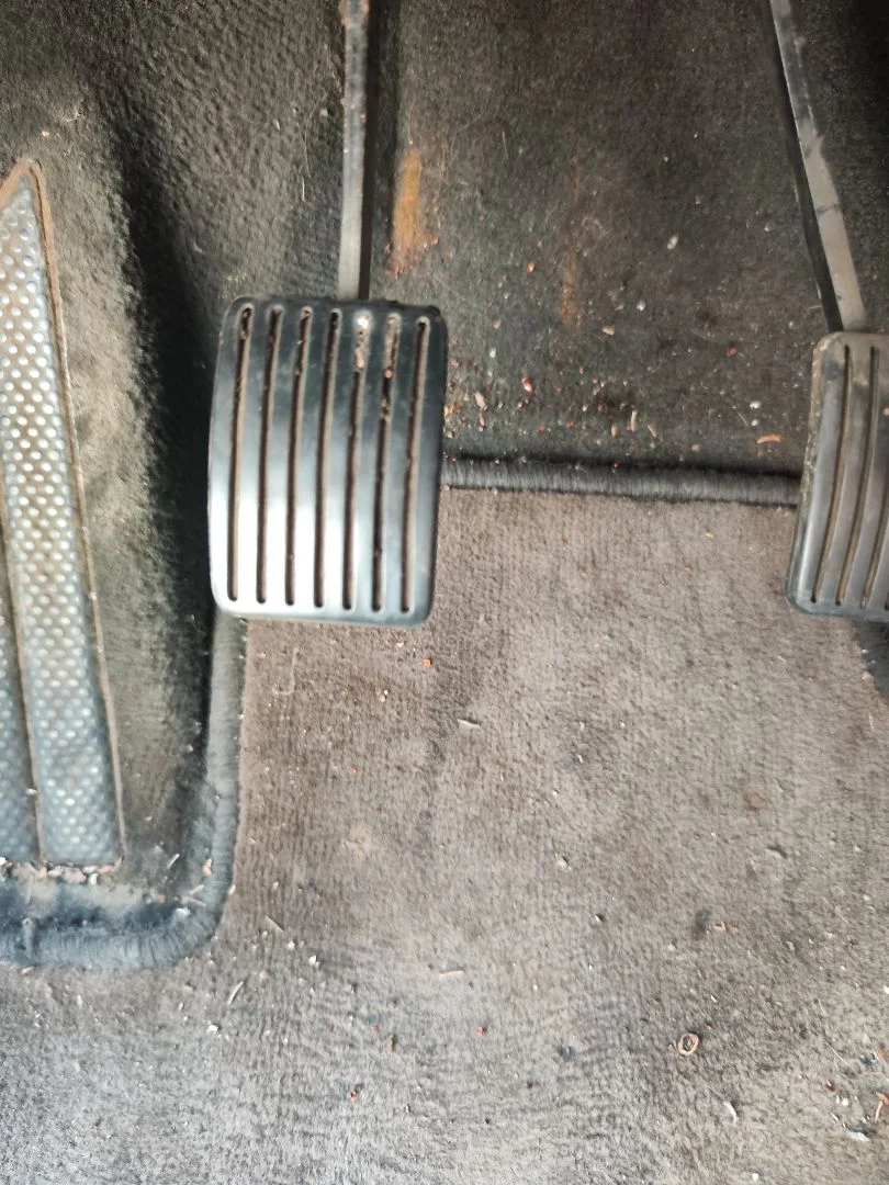 Foto de PEDAL EMBRAGUE VOLVO S40 BERLINA 1.9 Diesel CAT (116 CV / 85 KW)