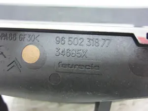 Foto de CENICERO CITROEN C5 BERLINA 2.2 HDi FAP CAT (4HX / DW12ED4) (133 CV / 98 KW) referencia 9650231877 foto 2