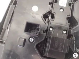 Foto de LUZ INTERIOR AUDI A5 COUPE (F53) referencia 4M0959613 foto 4