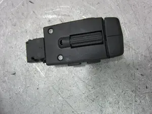 Foto de MANDO MULTIFUNCION RENAULT CLIO II FASE II (B/CB0) referencia 8200058695 foto 2