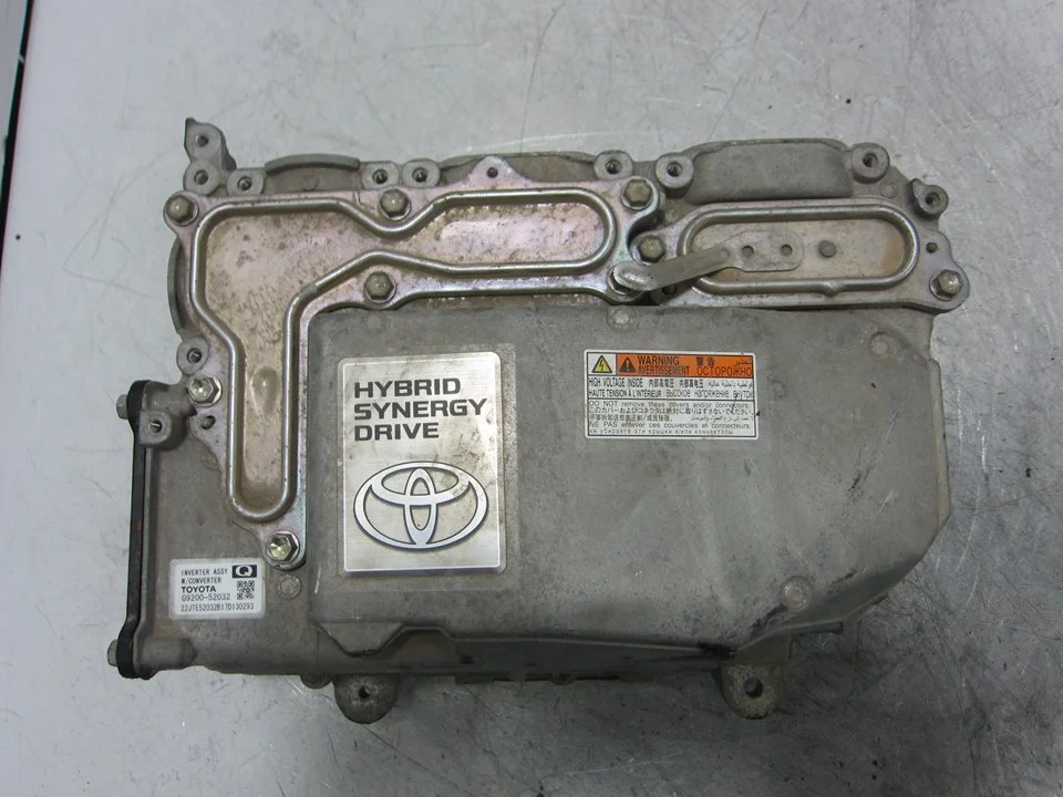 Foto de INVERSOR TOYOTA YARIS (XP13) Híbrido 74 kW (1.5 Ltr. - 55 kW 16V) (101 CV / 74 KW) referencia G920052032