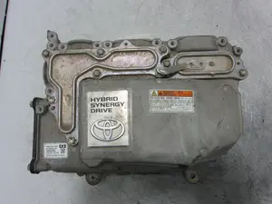 Foto de INVERSOR TOYOTA YARIS (XP13) Híbrido 74 kW (1.5 Ltr. - 55 kW 16V) (101 CV / 74 KW) referencia G920052032