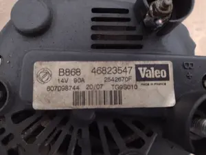 Foto de ALTERNADOR OPEL MERIVA referencia 46823547 foto 4