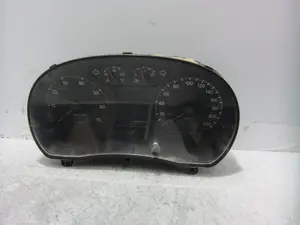 Foto de CUADRO INSTRUMENTOS VOLKSWAGEN POLO V (6C1) 1.0  (75 CV / 55 KW) referencia 110080320001A