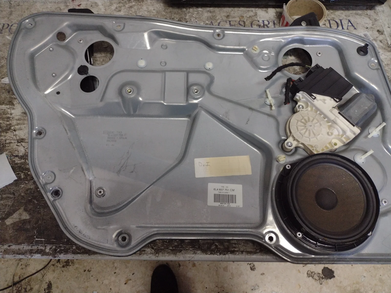 Foto de ELEVALUNAS DELANTERO IZQUIERDO SEAT IBIZA (6L1) referencia 6L4837755