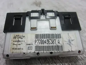 Foto de PANTALLA MULTIFUNCION RENAULT MEGANE I COUPE (DA0) 1.9 dTi Diesel CAT (98 CV / 72 KW) referencia P7700436307A foto 2