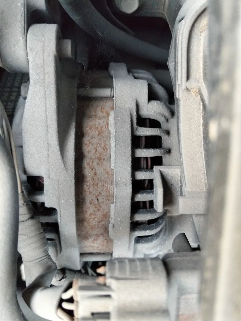 Foto de ALTERNADOR MAZDA 3 BERLINA (BK) 1.6 16V CAT (105 CV / 77 KW) referencia ZJ01-18-300