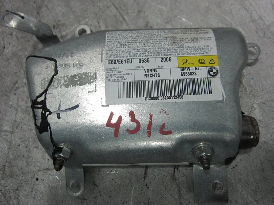 Foto de AIRBAG LATERAL DERECHO BMW SERIE 5 BERLINA (E60) 3.0 Turbodiesel CAT (231 CV / 170 KW) referencia 601190500C