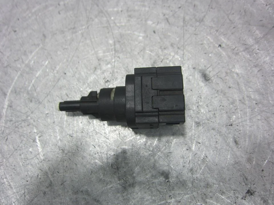 Foto de INTERRUPTOR SEAT IBIZA (6K1) 1.4 (60 CV / 44 KW) referencia 6Q0945511