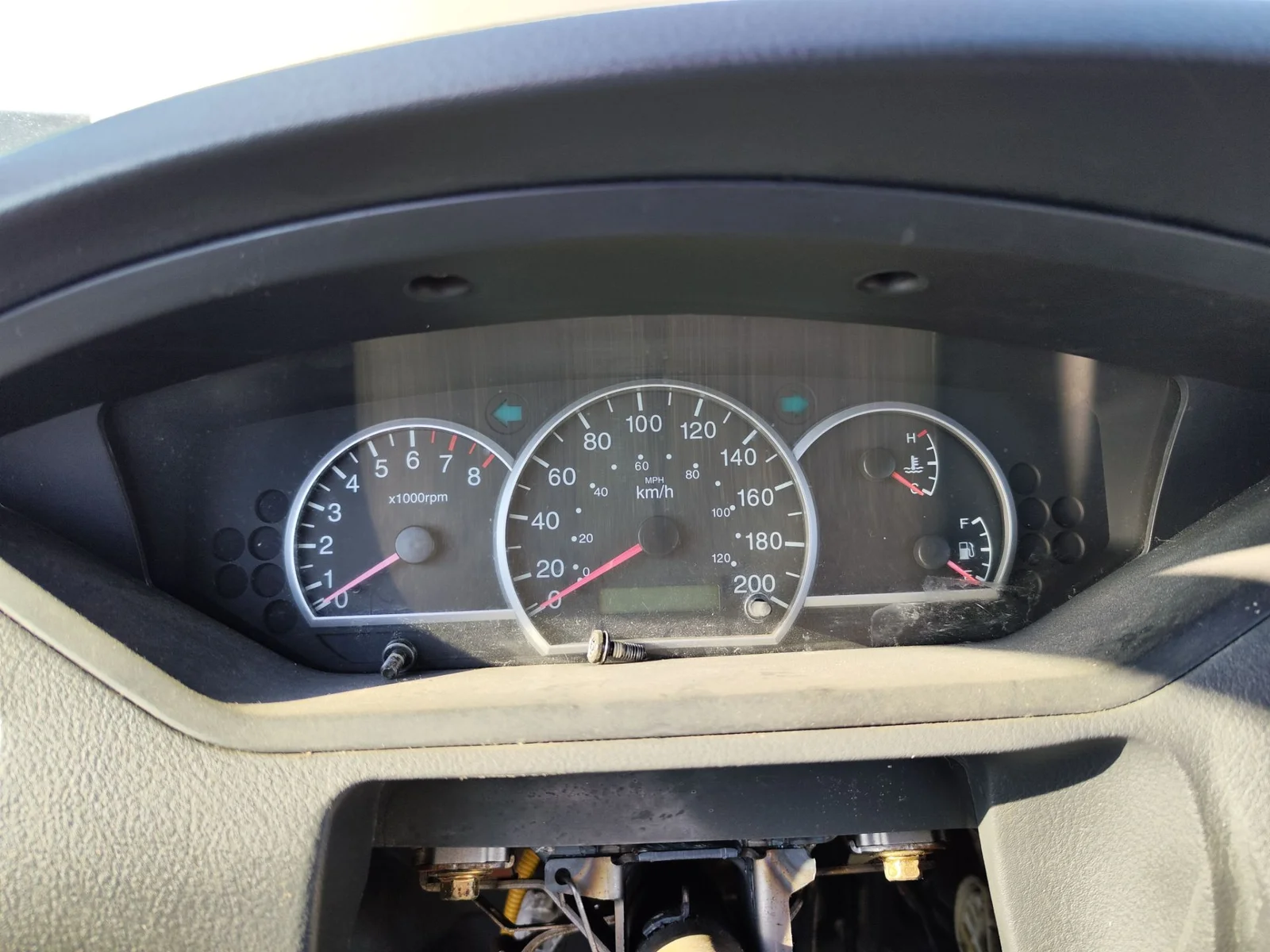 Foto de CUADRO INSTRUMENTOS KIA CARENS (RS) 1.8 16V CAT (126 CV / 93 KW)