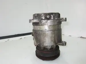 Foto de COMPRESOR AIRE ACONDICIONADO RENAULT MEGANE I SCENIC (JA0) referencia 6560470 foto 5