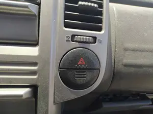 Foto de WARNING NISSAN X-TRAIL (T30) 2.2 16V Turbodiesel CAT (114 CV / 84 KW) referencia 6321U