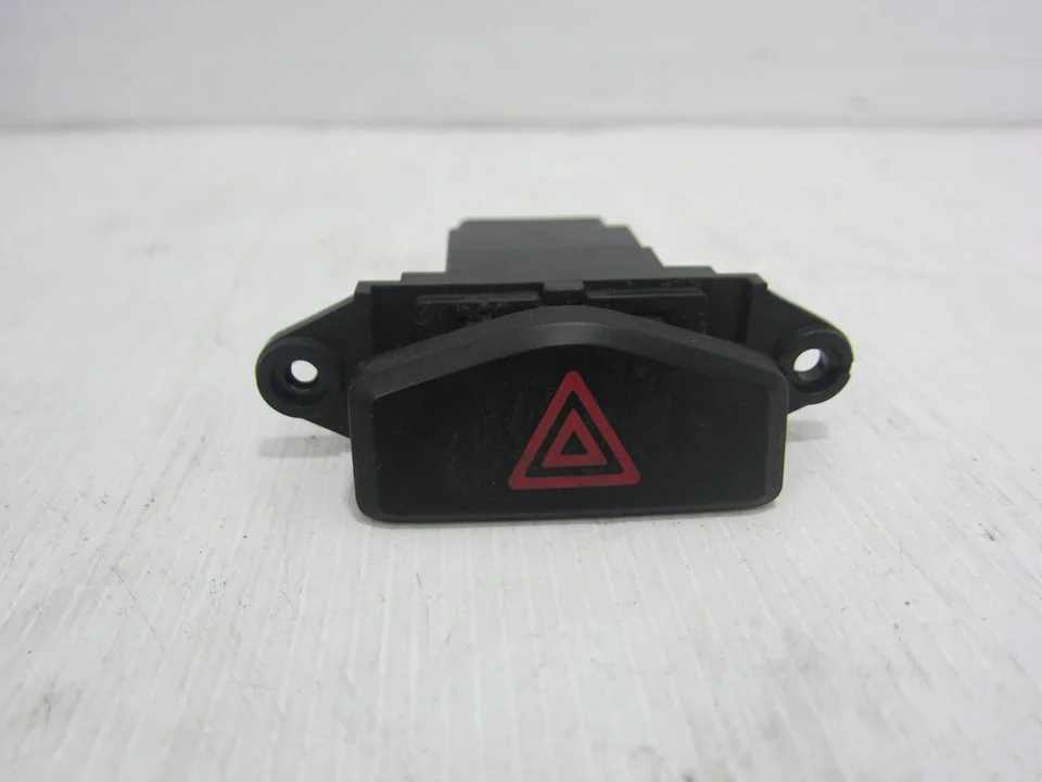 Foto de WARNING KIA CARENS (RS) 2.0 Turbodiesel CAT (113 CV / 83 KW) referencia 864W0140