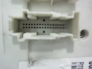 Foto de CAJA RELES / FUSIBLES FORD FOCUS II (1.6 (90 CV / 66 KW) diesel) referencia 14A073 foto 13