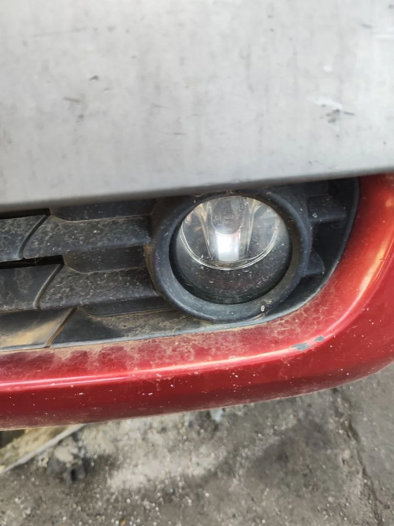 Foto de FARO ANTINIEBLA IZQUIERDO RENAULT MEGANE II BERLINA 3P 1.9 dCi Diesel (120 CV / 88 KW) referencia 8200074008