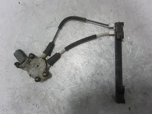 Foto de ELEVALUNAS TRASERO DERECHO ALFA ROMEO 147 (190) 1.9 JTD CAT (101 CV / 74 KW) referencia 467397940 foto 3