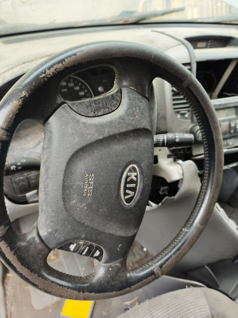 Foto de AIRBAG DELANTERO IZQUIERDO KIA CARNIVAL 2.9 CRDi CAT (185 CV / 136 KW)