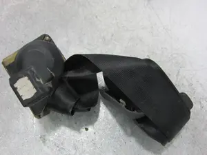 Foto de CINTURON SEGURIDAD TRASERO DERECHO SEAT LEON (1M1) 1.9 TDI (110 CV / 81 KW) referencia 16398D foto 3