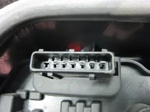 Foto de PILOTO TRASERO IZQUIERDO CITROEN XSARA BERLINA 2.0 HDi CAT (RHY / DW10TD) (90 CV / 66 KW) referencia 2534G foto 3