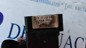 Foto de MANDO LUCES RENAULT CLIO II FASE II (B/CB0) referencia 770042822 foto 2