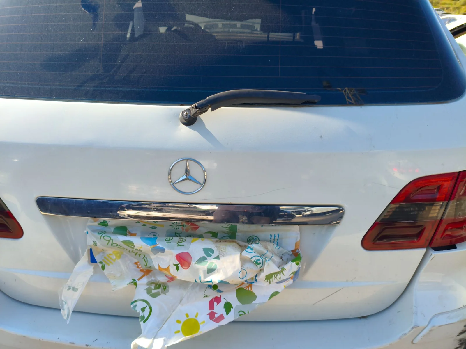 Foto de MANETA EXTERIOR MALETERO / PORTON MERCEDES-BENZ CLASE B (BM 245) 2.0 CDI CAT (109 CV / 80 KW)