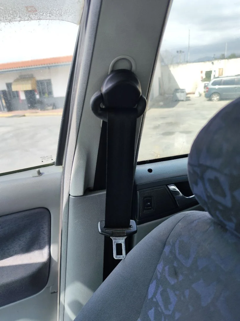 Foto de CINTURON SEGURIDAD DELANTERO DERECHO SKODA OCTAVIA BERLINA (1U2) 1.9 TDI (90 CV / 66 KW) referencia 1U4857702A