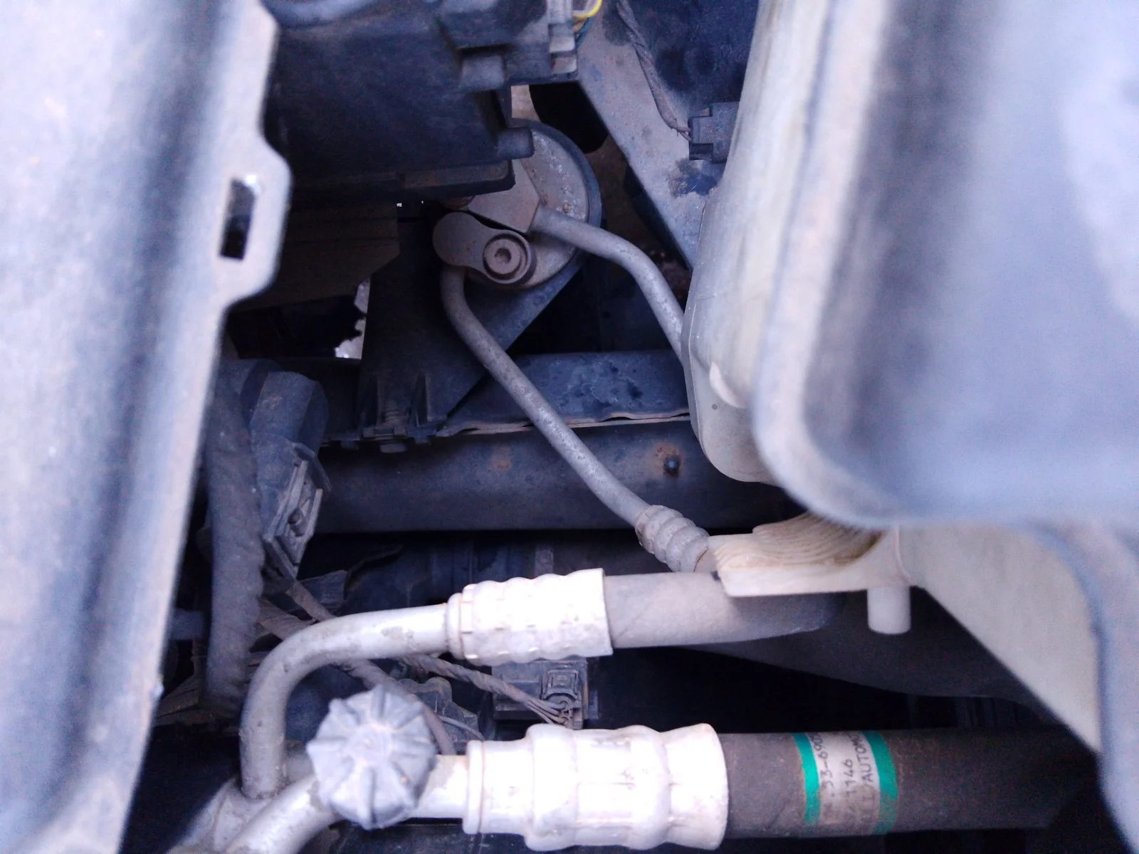 Foto de PUNTA CHASIS DELANTERA BMW SERIE 3 COMPACTO (E46) 2.0 16V Diesel CAT (150 CV / 110 KW)