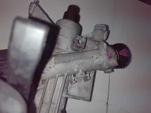 Foto de COLUMNA DIRECCION BMW SERIE 3 BERLINA (E46) 2.0 Diesel CAT (116 CV / 85 KW) foto 2