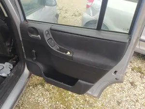 Foto de ELEVALUNAS TRASERO DERECHO OPEL ZAFIRA A 2.0 DTI (101 CV / 74 KW)