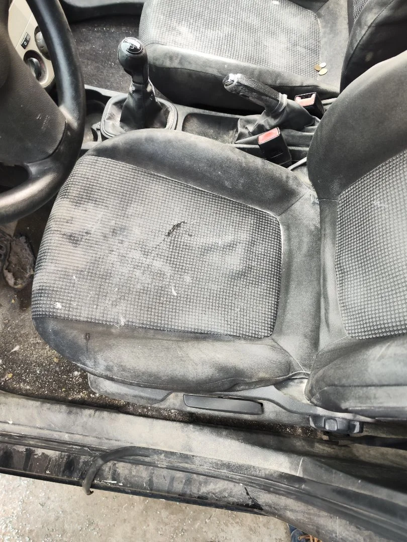 Foto de ASIENTO DELANTERO IZQUIERDO OPEL CORSA D 1.3 16V CDTI (75 CV / 55 KW)