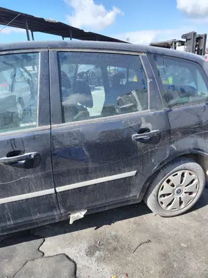 Foto de PUERTA TRASERA IZQUIERDA FORD FOCUS C-MAX (CAP)(2003) 1.6 TDCi CAT (109 CV / 80 KW) referencia 1496877