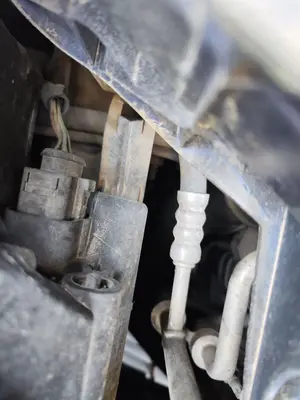 Foto de BOMBA DIRECCION FORD FOCUS SPORTBREAK (CAP) 1.6 TDCi CAT (90 CV / 66 KW) referencia 1470514 foto 2