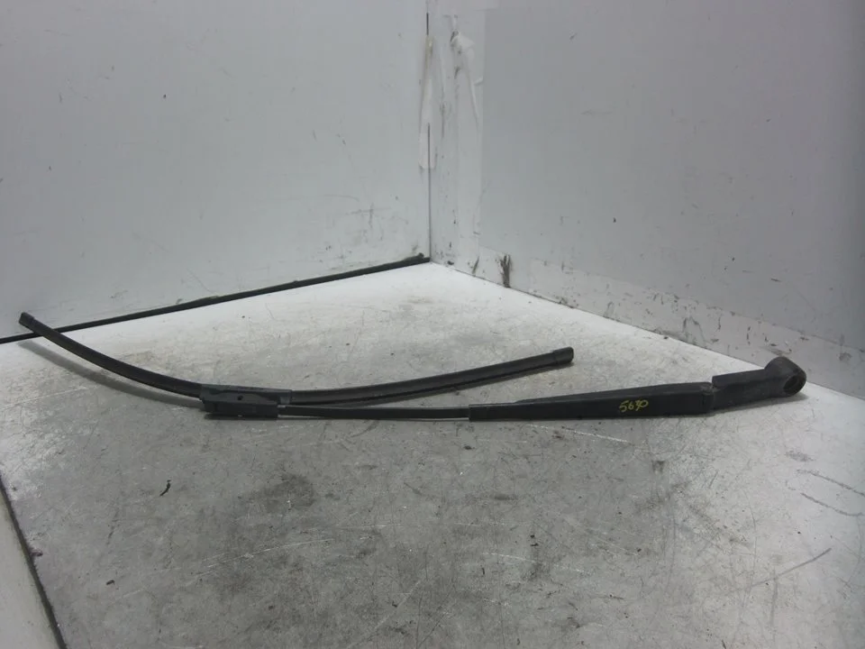 Foto de BRAZO LIMPIA DELANTERO DERECHO CITROEN GRAND C4 PICASSO 1.6 16V (120 CV / 88 KW) referencia 9686640480