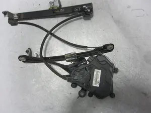 Foto de ELEVALUNAS DELANTERO IZQUIERDO SEAT IBIZA BERLINA (6J5) 1.2 TDI (75 CV / 55 KW) referencia 6J4837401D foto 1