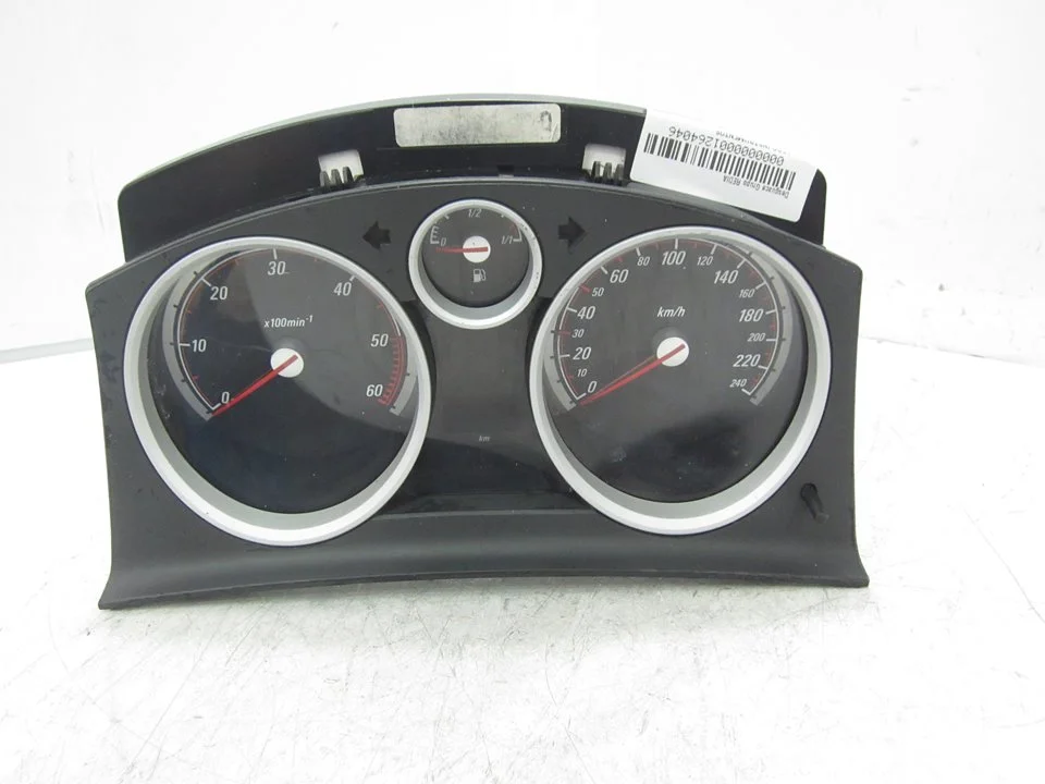 Foto de CUADRO INSTRUMENTOS OPEL ASTRA G BERLINA 1.6 16V (101 CV / 74 KW) referencia 498997212