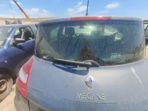 Foto de BRAZO LIMPIA TRASERO RENAULT MEGANE II BERLINA 5P 1.4 16V (98 CV / 72 KW) referencia 7701054823