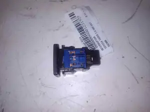 Foto de INTERRUPTOR TOYOTA YARIS (KSP1/NLP1/NSP1) referencia 15C866 foto 2