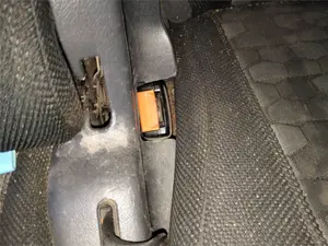 Foto de ENGANCHE CINTURON TRASERO IZQUIERDO SEAT ALHAMBRA (7V9)